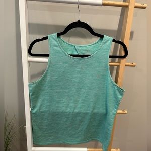Vineyard Vines Performance tank top